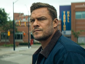 Alan Ritchson plays Jack Reacher in Amazon's adaptation of Lee Child's "Reacher" novels.
