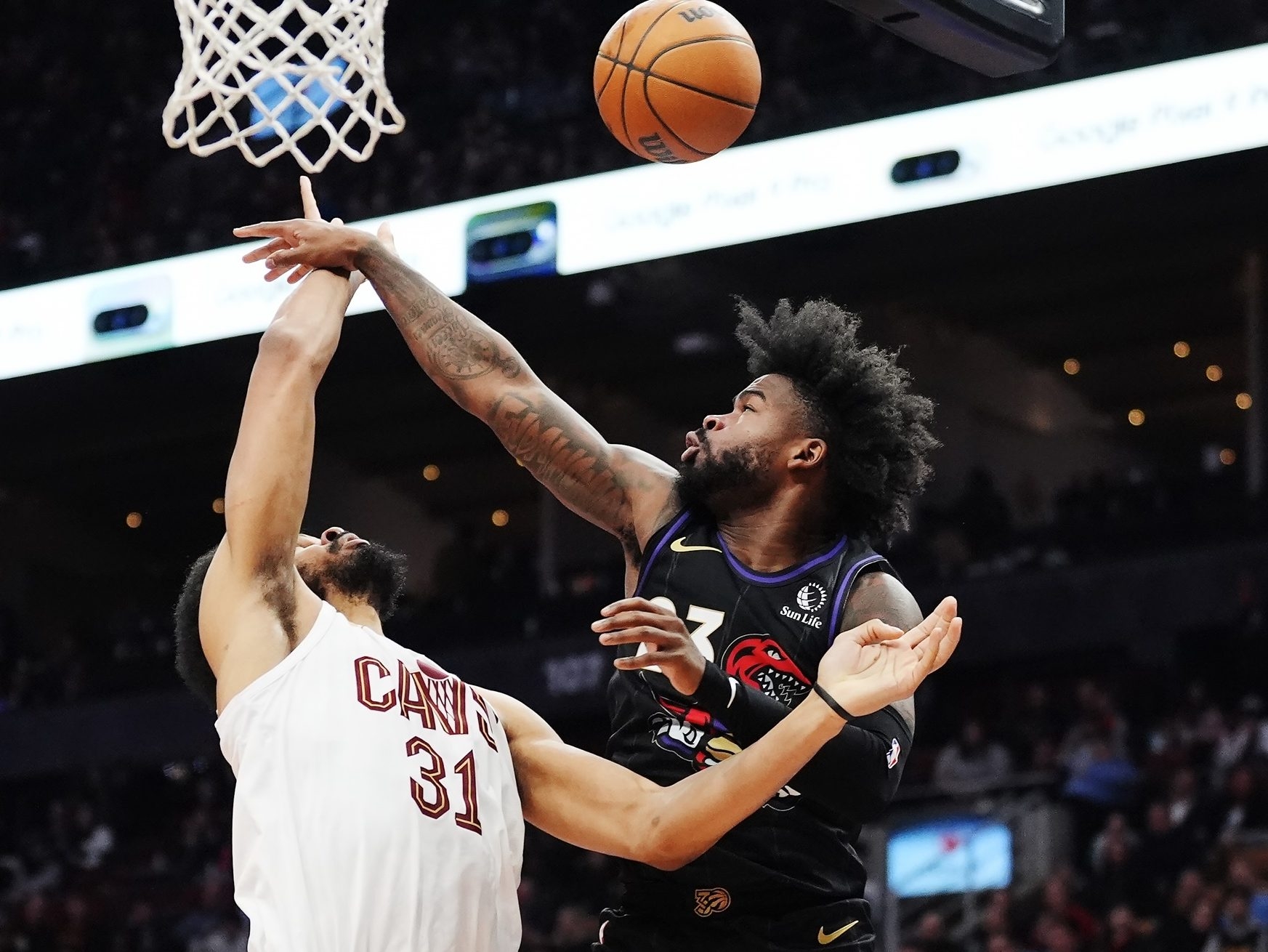 Toronto Raptors Suffer Loss to Cleveland Cavaliers Amidst Franchise Celebrations