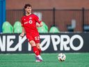 يظهر المدافع في سن المراهقة آدم بيرلمان في حركة تورنتو FC II في MLS Next Pro League في أغسطس 2024 على ملعب York Lions. استعار تورنتو إف سي بيرلمان هاليفاكس واندررز من الدوري الكندي الممتاز لموسم 2025.
