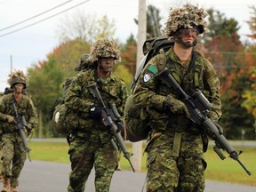 Soldados canadenses