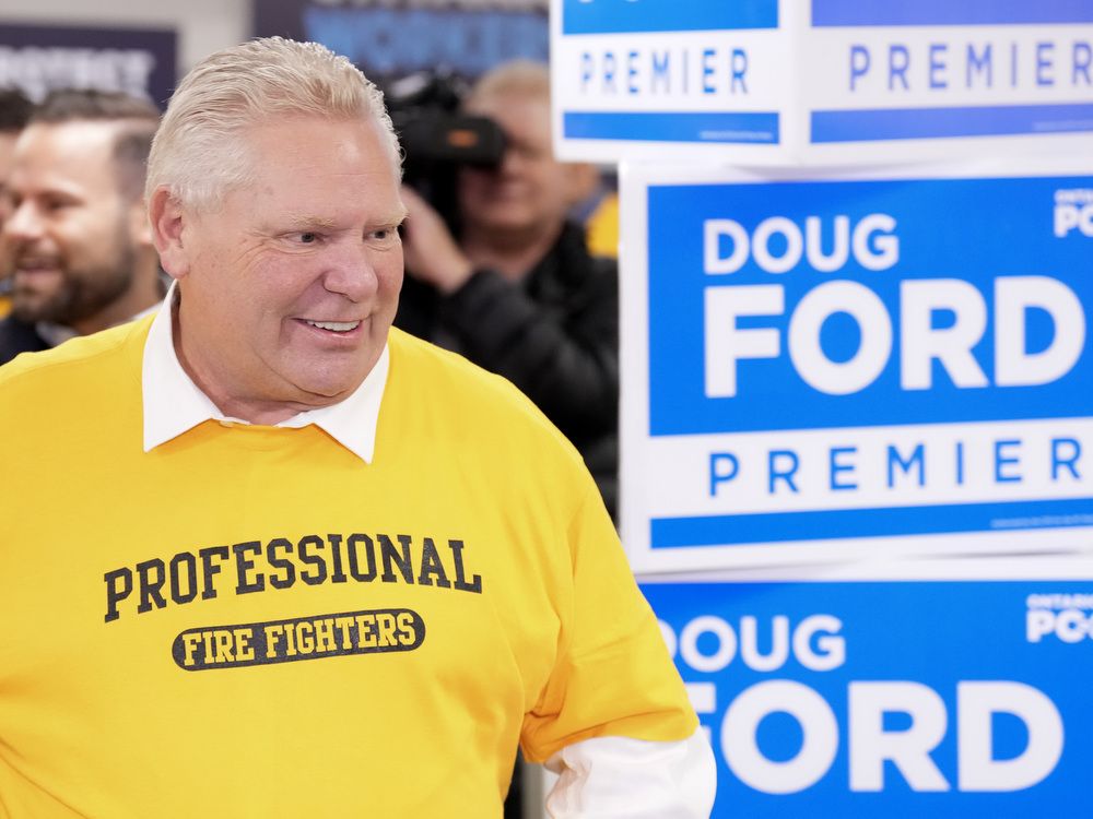 El líder conservador progresivo Doug Ford llegó a una conferencia de prensa el lunes 3 de febrero de 2025. Canadian Press/Chris Young