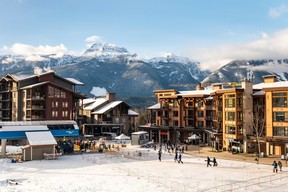 Suton Place Hotel Revelstok Mountain Resort