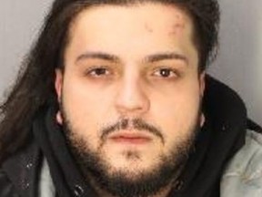 Jalil Ludin Sayah quería a la policía.