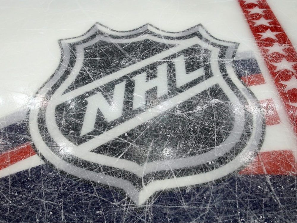 Maple Leafs, Canucks closing in on hockey front office changes