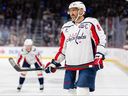 Alex Ovechkin (8) of the Washington capital is in a standoff for the first phase as the capital carried out a Winnipeg jet at the Canada Life Center on Tuesday, March 25, 2025.