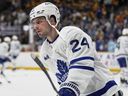 Toronto Maple Leaf Leaf Scott Laughton (24) warms up before playing NHL hockey game against the Nashville Predators in Saturday, March 22, 2025 in Nashville, Tennessee.