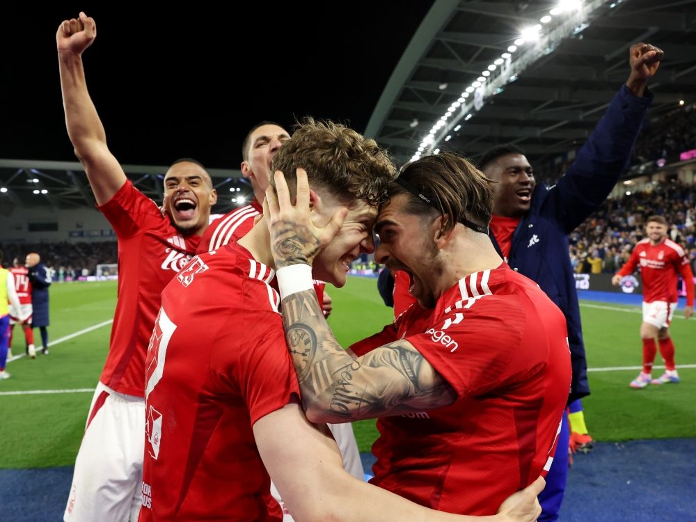 Nottingham Forest's Ryan Yates (left) and Jota Silva celebrate following the team's victory in the penalty shoot out during the FA Cup against Brighton.