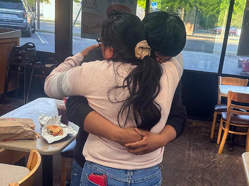 Citizen held for pickup by ICE after proving he was born in America | Toronto Sun