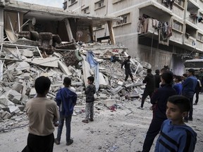 042625-Israel-Palestinians