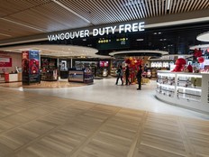 041125-PNG0129N-YVR_Tour_33