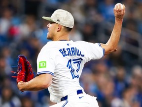 Berrios는 차단 중이지만 범죄 부족으로 인해 Blue Jays가 다시 비용이 듭니다. Berrios는 차단 중이지만 범죄 부족으로 인해 Blue Jays가 다시 비용이 듭니다.