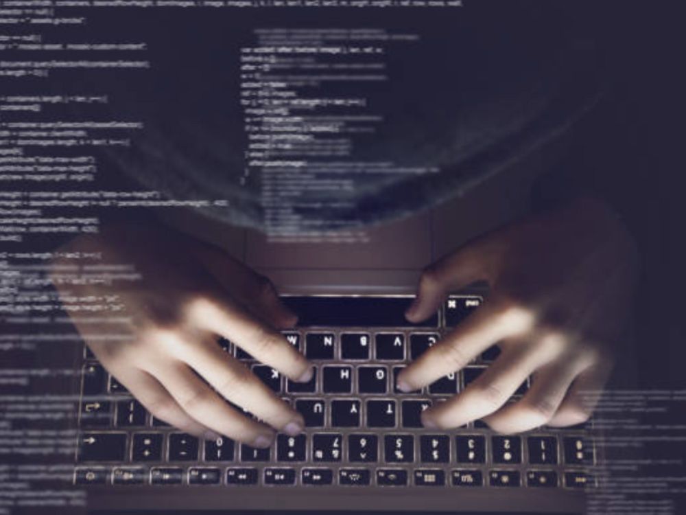 Toronto man accused of luring children online for sex