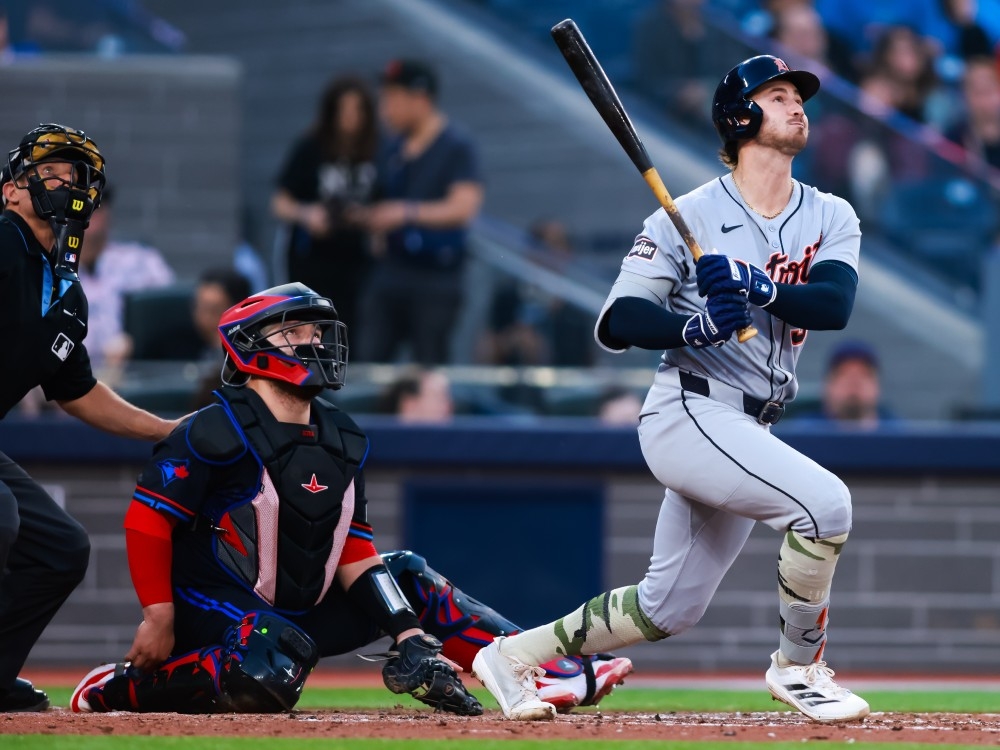Red-hot Tigers keep on rolling by taming Blue Jays in homerfest