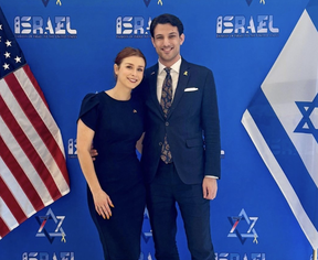 희생자 : Yaron Lischinsky, 오른쪽과 Sarah Milgrim은 워싱턴 유대인 박물관 밖에서 사망했습니다. 이스라엘 대사관