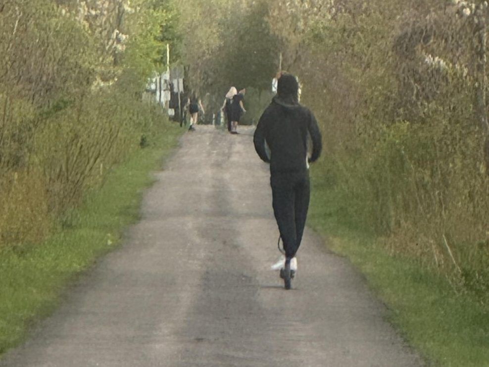 Scooter-riding sexual predator sought in Steeltown