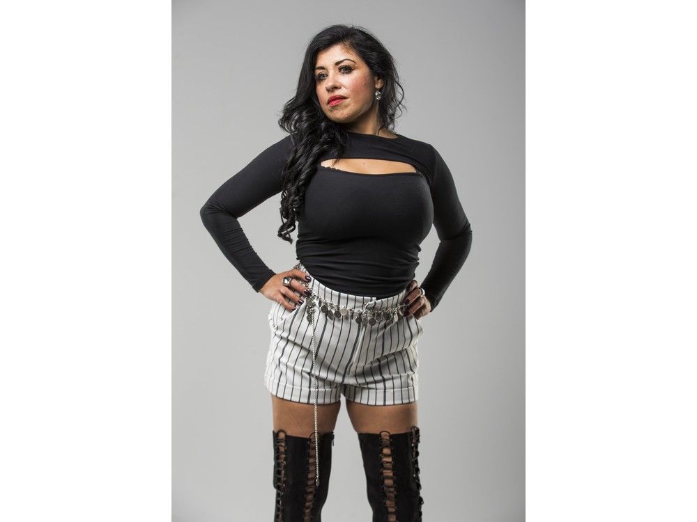 SUNshine Girl Sonia | Toronto Sun