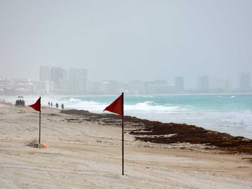 Caribbean getting smothered by colossal cloud of Sahara dust