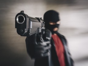 একটি বন্দুকধারীর স্টক ইমেজ।