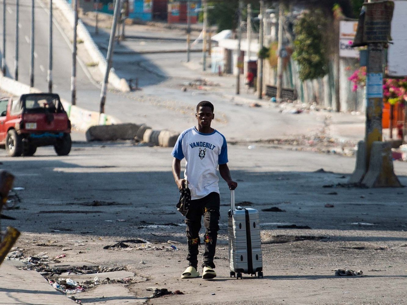 Haitian gangs have ’near-total control’ of capital as violence escalates: UN
