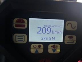 রেডারের রেডার 209 কিমি / এইচ।