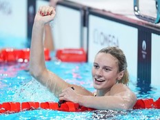 072625-swm-ledecky-mcintosh_OPUYYPPCKBT2YJSY75YEFIN4SM