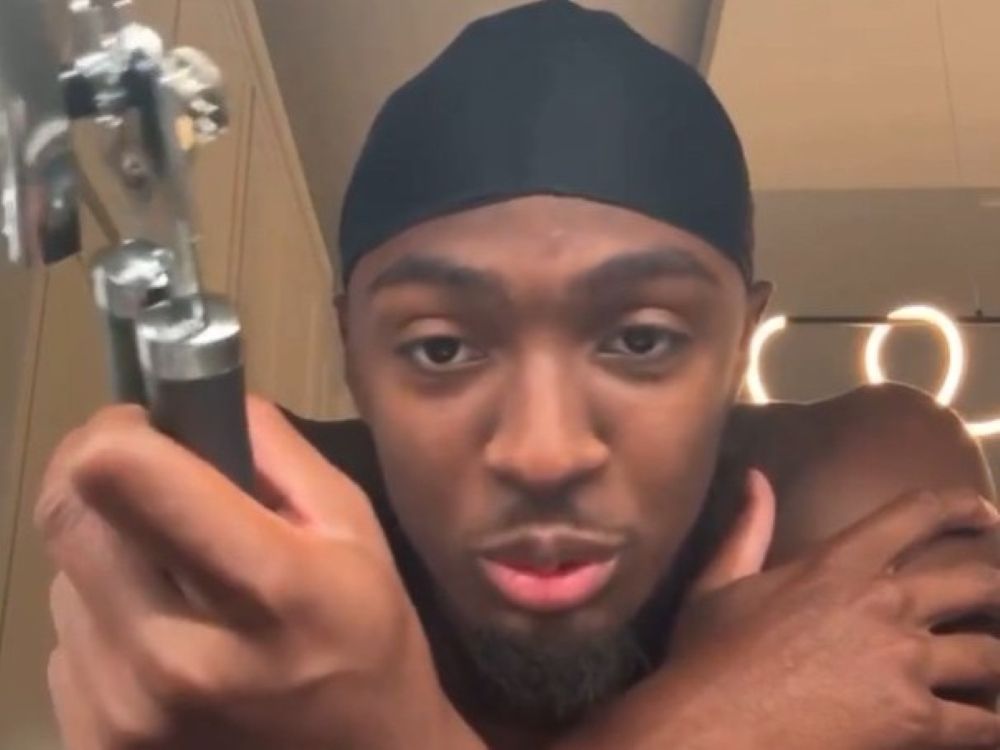Philadelphia 76ers star Tyrese Maxey asked fans on Instagram Live how to use a can opener.