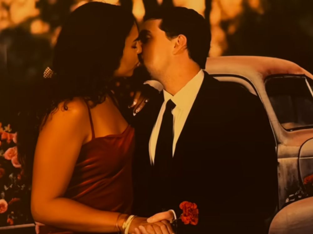 Olivia Vitale kissing Steven Goncalves, the brother of murder victim, Kaylee Goncalves.