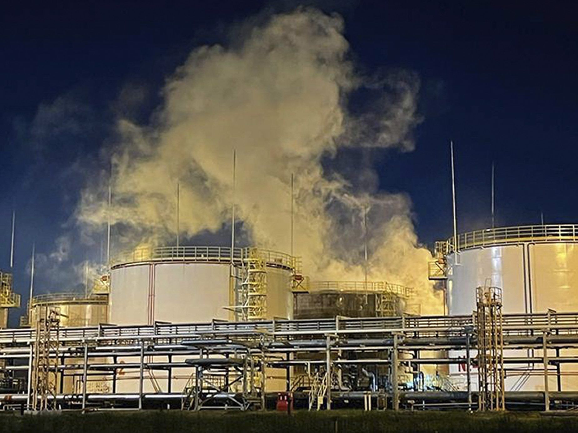 Ukrainian drone attacks on oil refineries have Russian regions running on empty