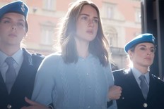 Grace Van Patten as Amanda Knox