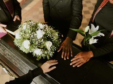 A grieving mother is unsure of how to respond to sympathy cards and letters from people she's no longer in touch with.