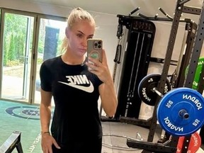 Charley Hull shared a picture of herself in a walking boot at the gym on Monday. @charlie.hull/INSTAGRAM
