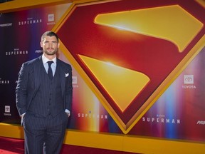 090525-WARNER_BROS-MIDJORNEY-IA-COPYRIGE