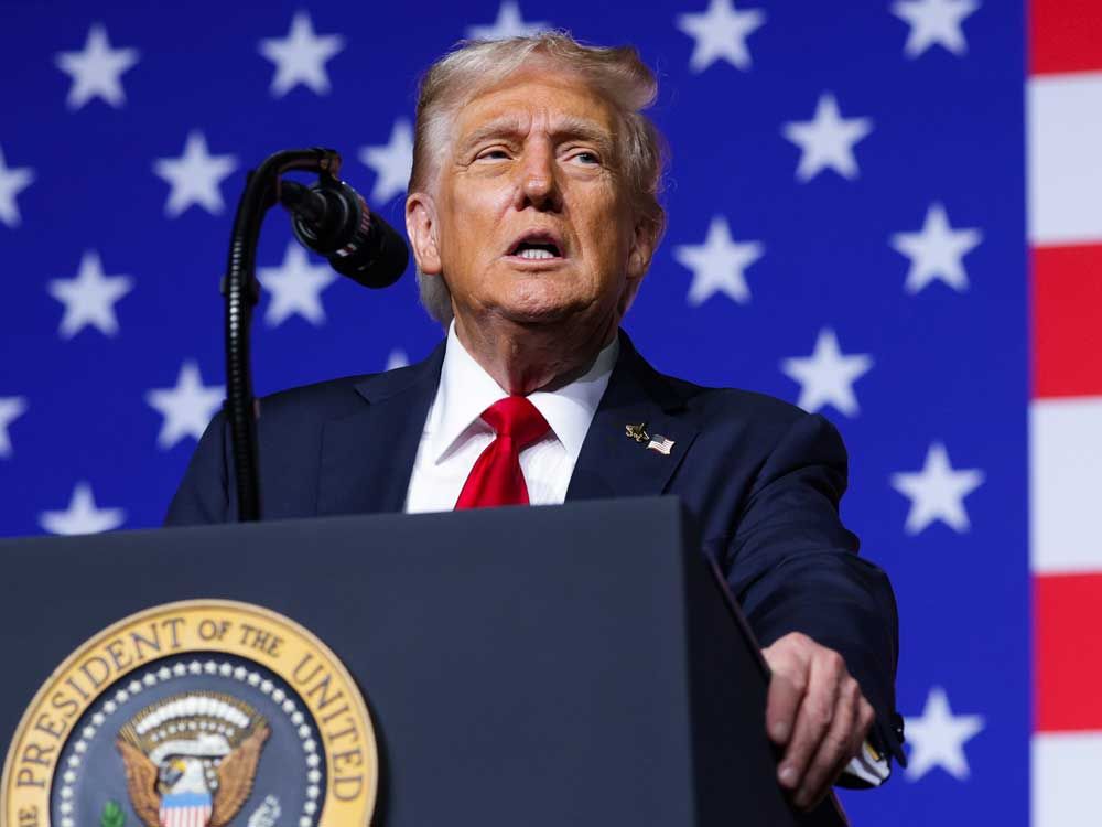 US President Donald Trump speaks with senior military leaders at Marine Corps Base Quantico September 30, 2025 in Quantico, Virginia. 