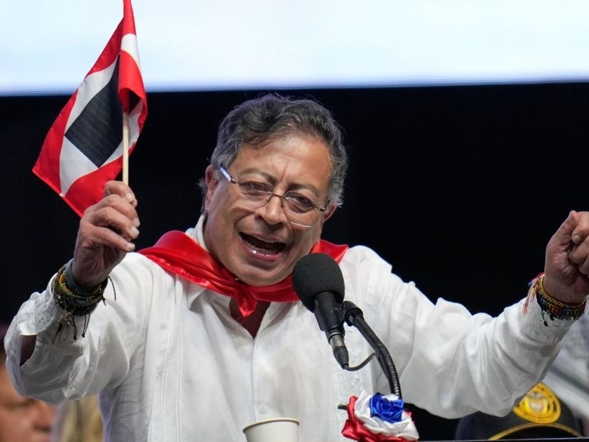 U.S. imposes sanctions on Colombia’s president and family members over drug trade allegations