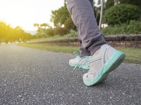 正しい靴を履くことが重要です。