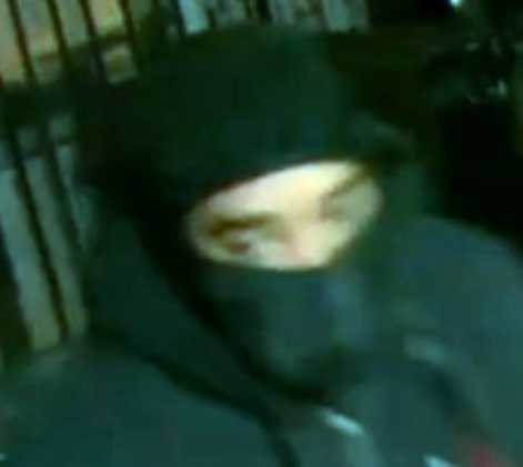 The first suspect wanted in an Oct. 28, break-in at a jewelry store in the Dundas Street West and Huron Street area. (Toronto Police)  The first suspect wanted in an Oct. 28, break-in at a jewelry store in the Dundas Street West and Huron Street area. (Toronto Police)