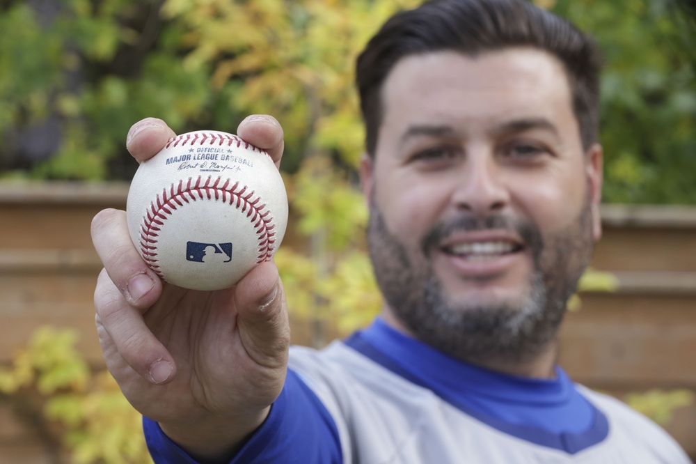 WARMINGTON: Blue Jays fan predicted catching George Springer's home run ball