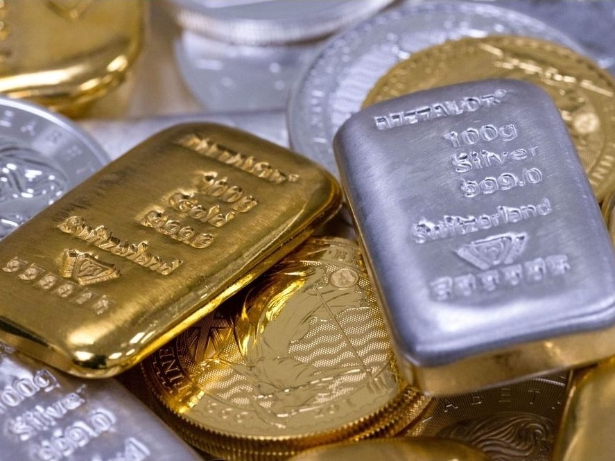 What's behind Tuesday's historic drop in gold