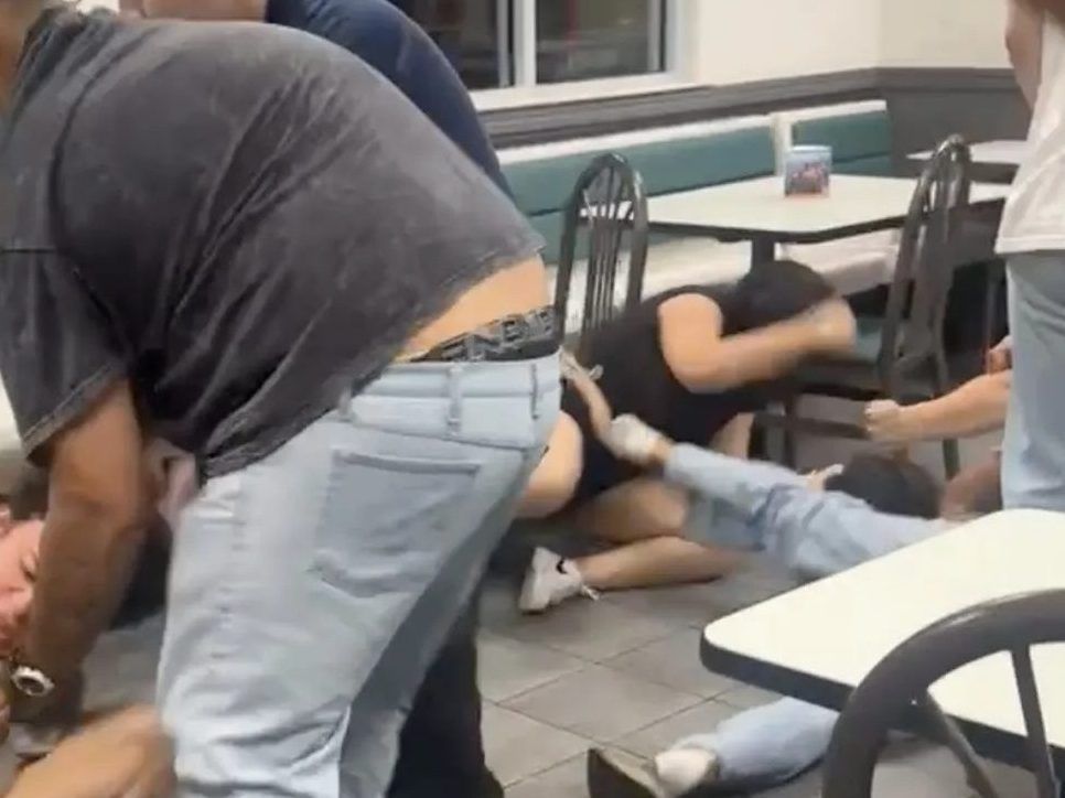 Food order mix-up sparks wild brawl at Texas fast-food joint