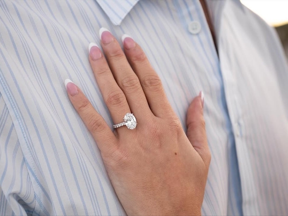 Taylor Frick shows off her engagement ring from Toronto Blue Jays pitcher Trey Yesavage.