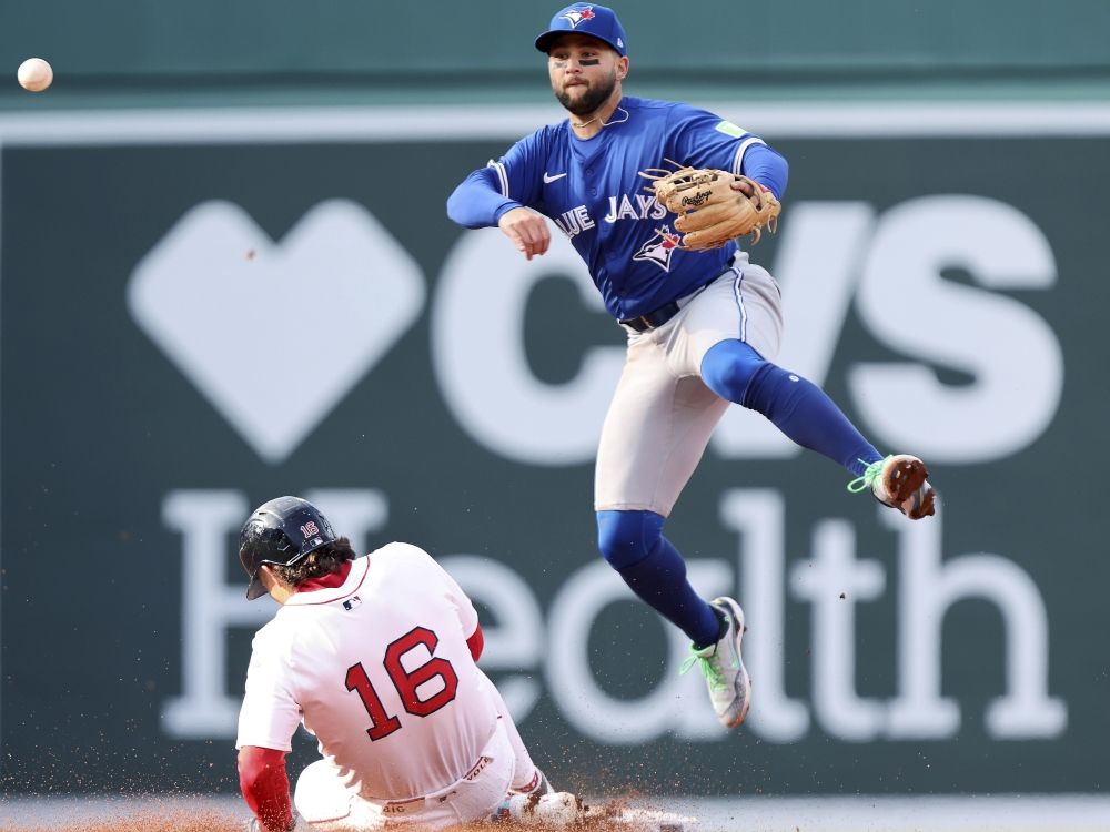 Toronto Blue Jays free agent Bo Bichette loves Boston and would be a strong middle of the order fit for the AL East rival Red Sox. Read more