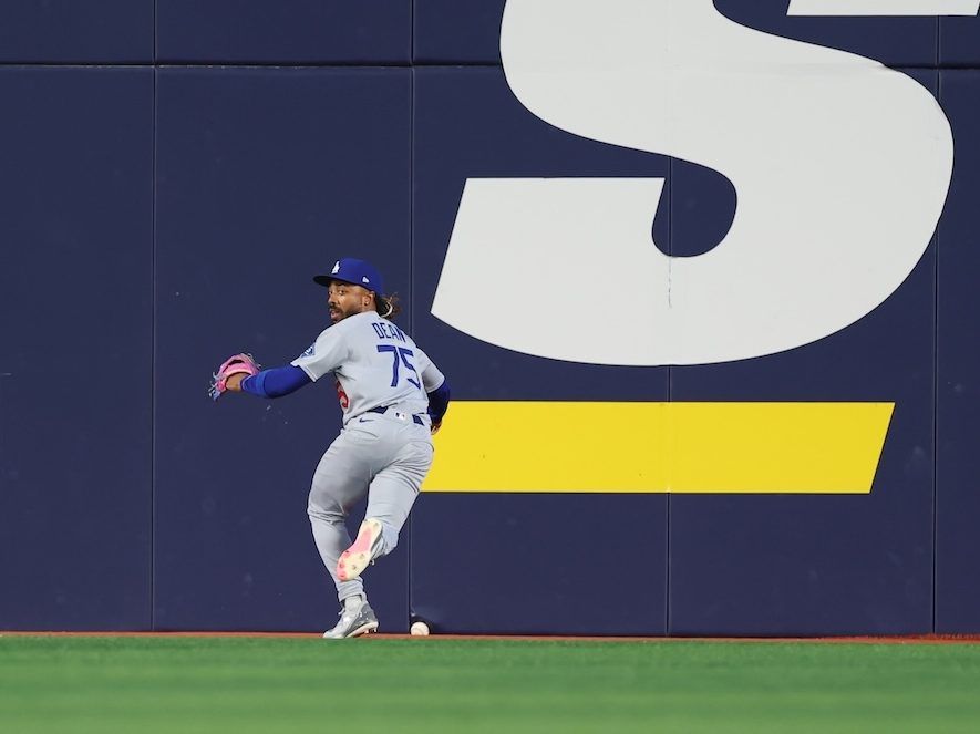 SIMMONS: Were Blue Jays robbed? ‘The ball wasn’t lodged in the fence. I saw it.’