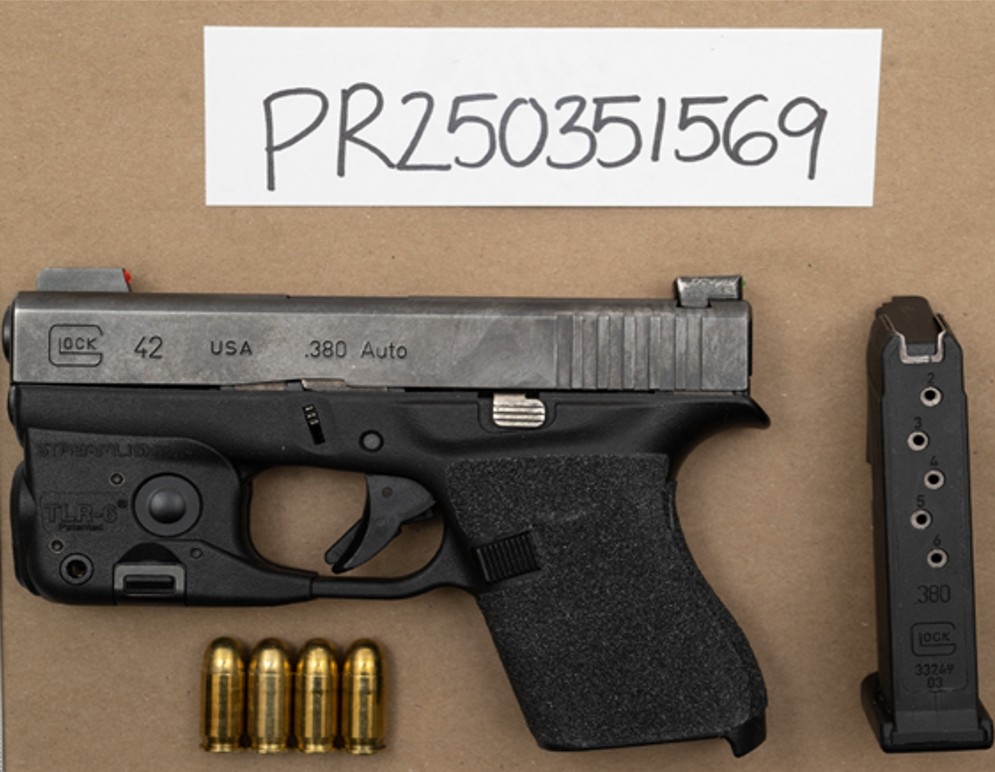  This loaded Glock handgun was seized during a vehicle stop at Bramalea City Centre Mall in Brampton on Thursday, Nov. 6, 2025.