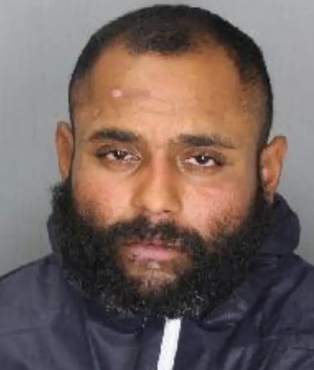  Mohamed Basil Lafir, 28, of no fixed address, is accused of breaking into homes in Oshawa and sexually assaulting multiple residents on Tuesday, Nov. 11, 2025.