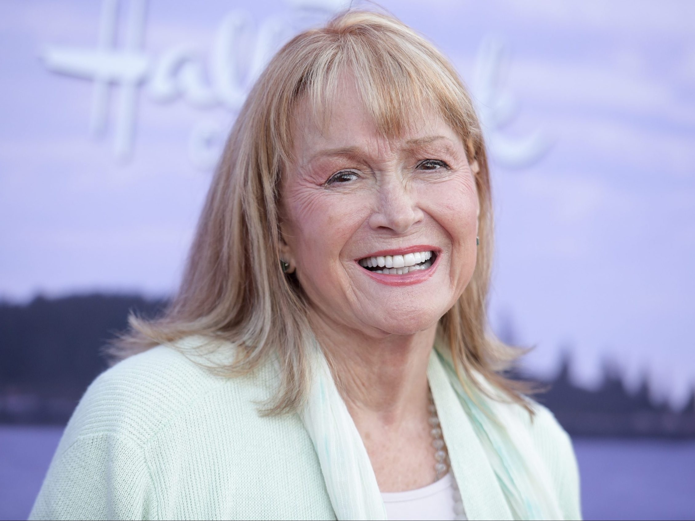 HOLLYWOOD SHATTERED: Diane Ladd's Legacy Ends at 89!