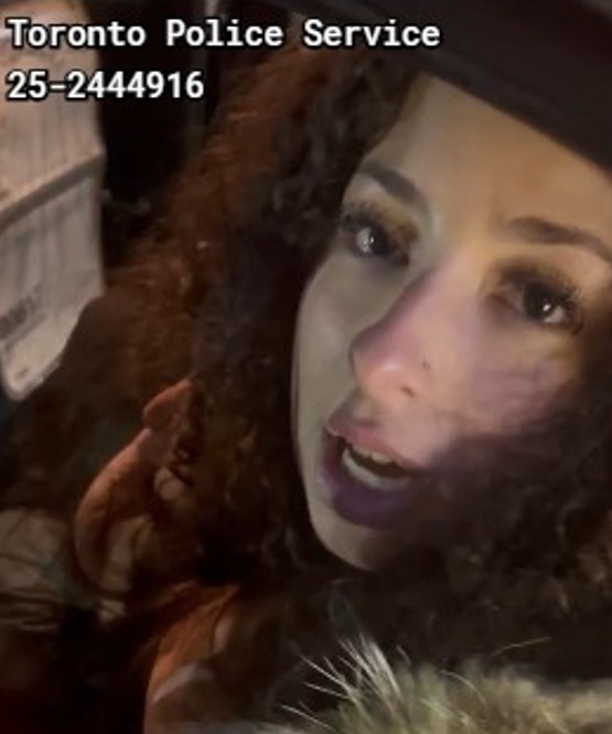  Investigators need help identifying this woman, who is suspected of assaulting two other women in a taxi in the area of King St. W. and Portland St. on Saturday, Nov. 22, 2025.