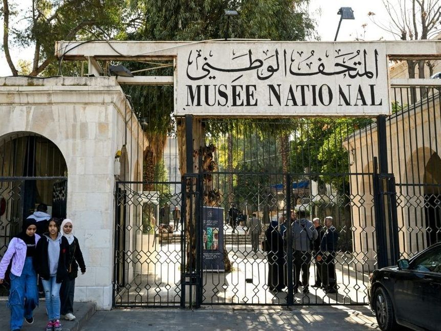 Thieves steal ancient gold from Syria’s national museum
