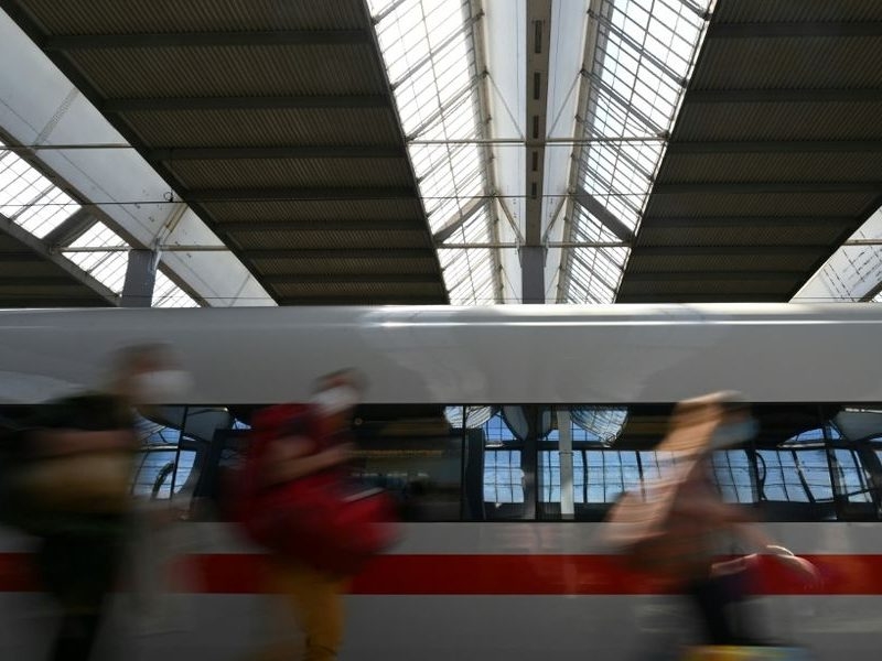EU RAIL REVOLUTION: Capitals Connected by 2040 – Or Be Left Behind!