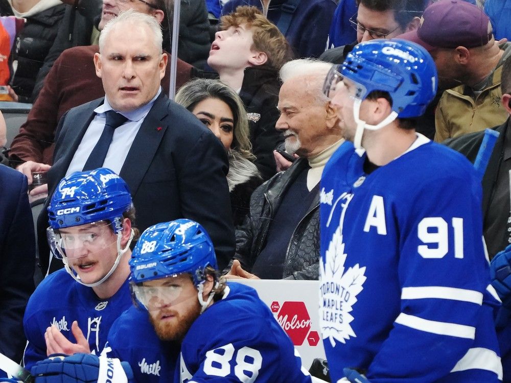 Don’t tinker with the Maple Leafs forward group, Craig Berube