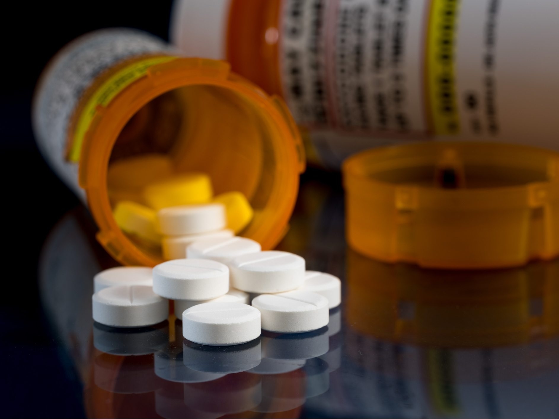 CANADA'S PAIN PILL CRISIS: Supply NIGHTMARE Just Got WORSE!